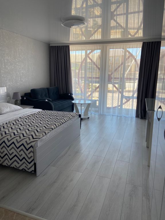 Четырёхместный номер делюкс без балкона