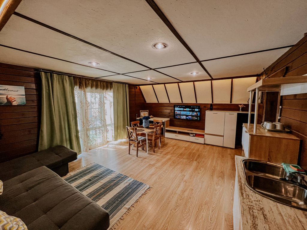 Дом двухэтажный