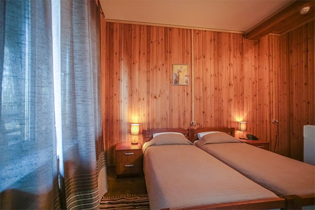 Двухместный номер с 2 отдельными кроватями стандарт