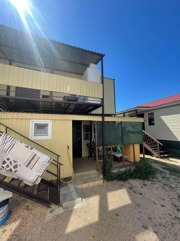 Четырёхместный номер Бунгало комфорт с верандой 1