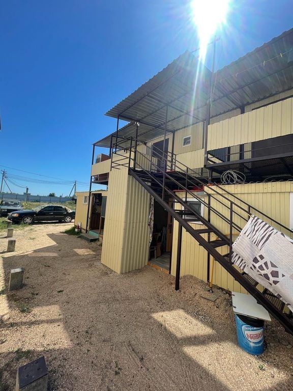 Четырёхместный номер Бунгало комфорт с верандой 2