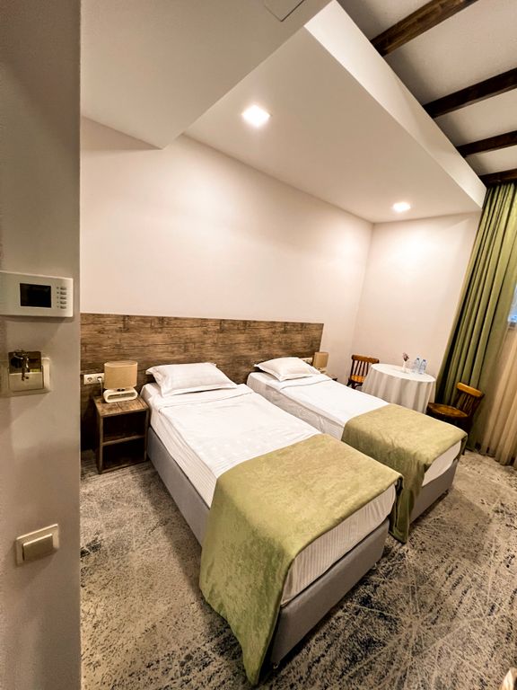 Двухместный номер с 2 отдельными кроватями эконом