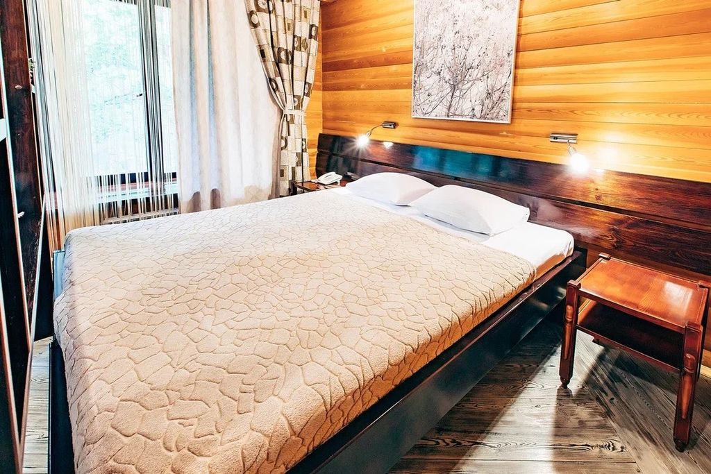 Четырёхместный номер полулюкс