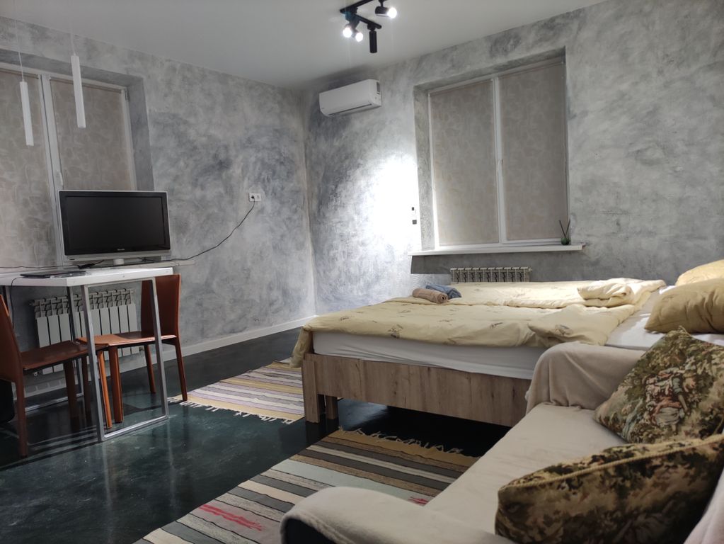 Трёхместный номер Квартира-студия