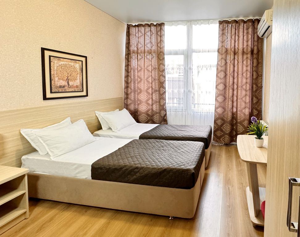 Семейный номер 2-х комнатный 5-и местный с балконом