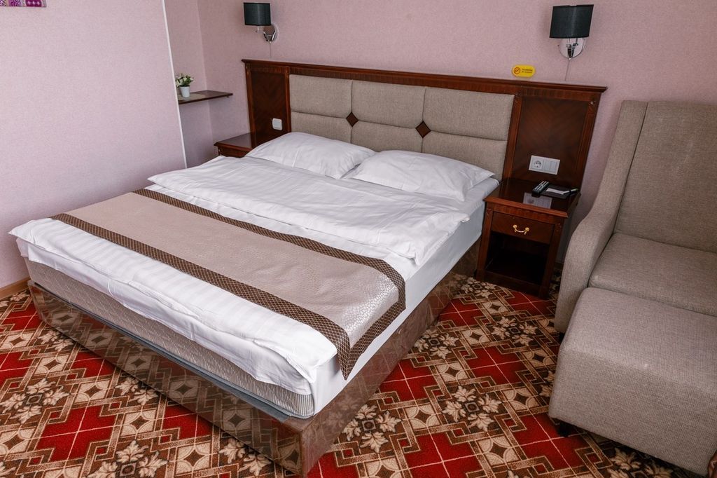 Двухместный номер с 1 кроватью полулюкс