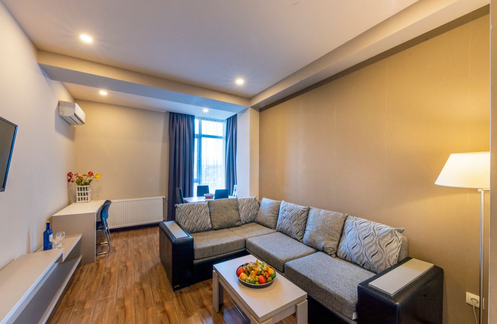 Апартаменты 201 квартира с одной спальней и балконом