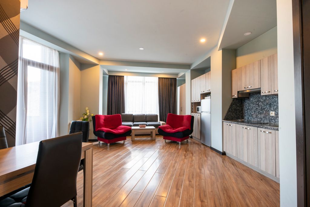 Апартаменты 303 одна спальня с 2 балконами