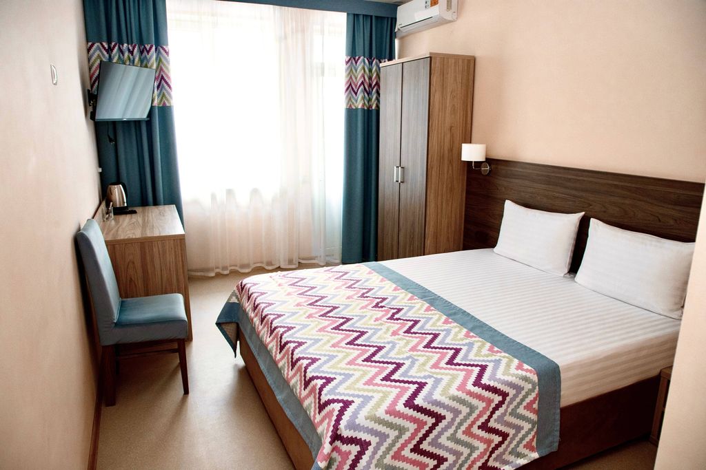 Двухместный номер с 1 кроватью Стандарт с просторным балконом