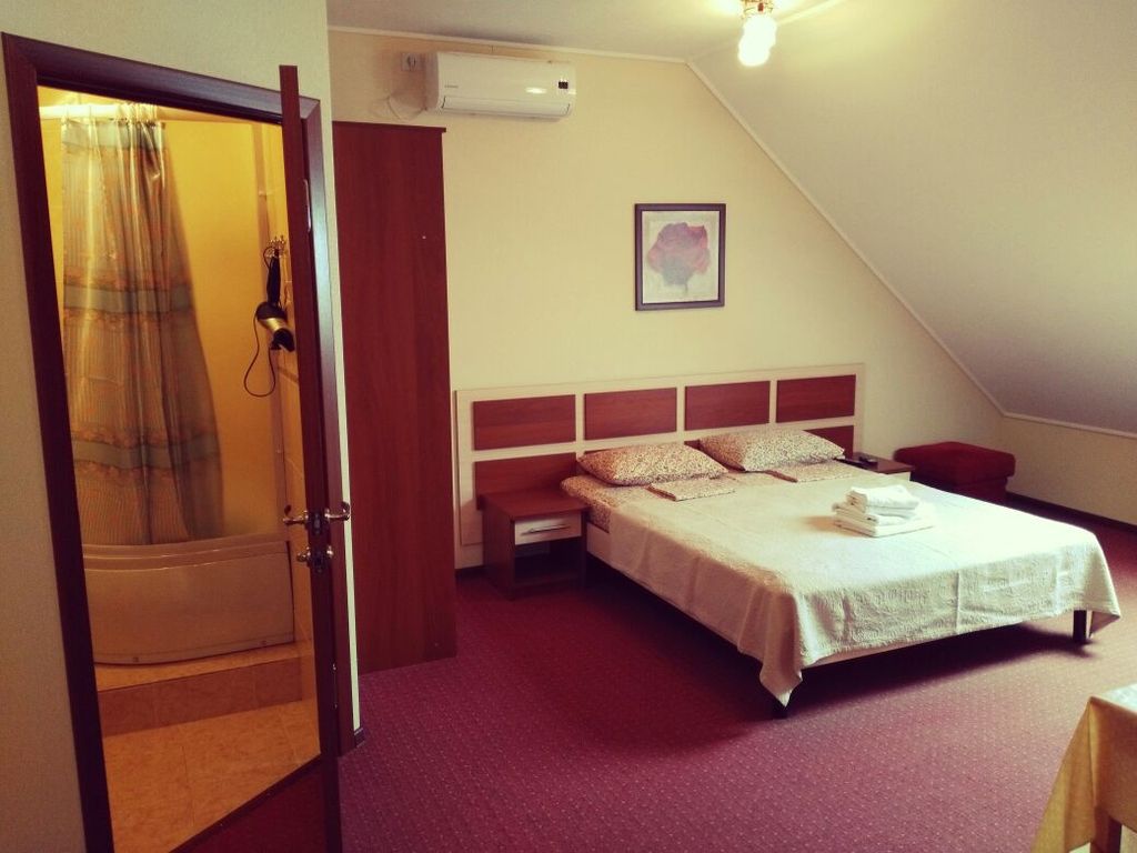 Семейный номер улучшенный с видом на город