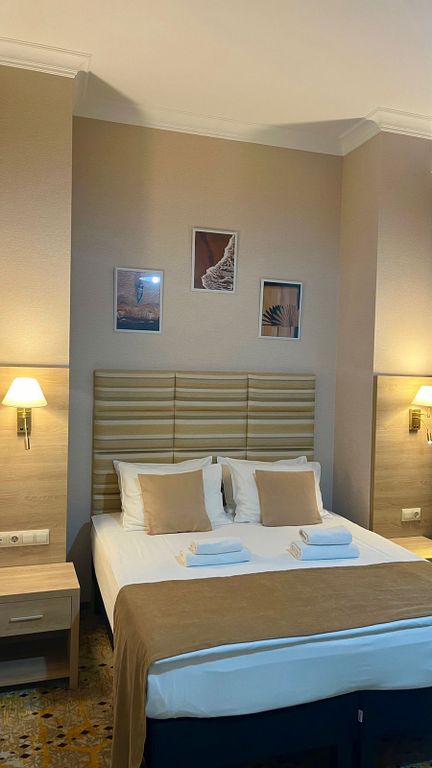 Четырёхместный номер полулюкс однокомнатный