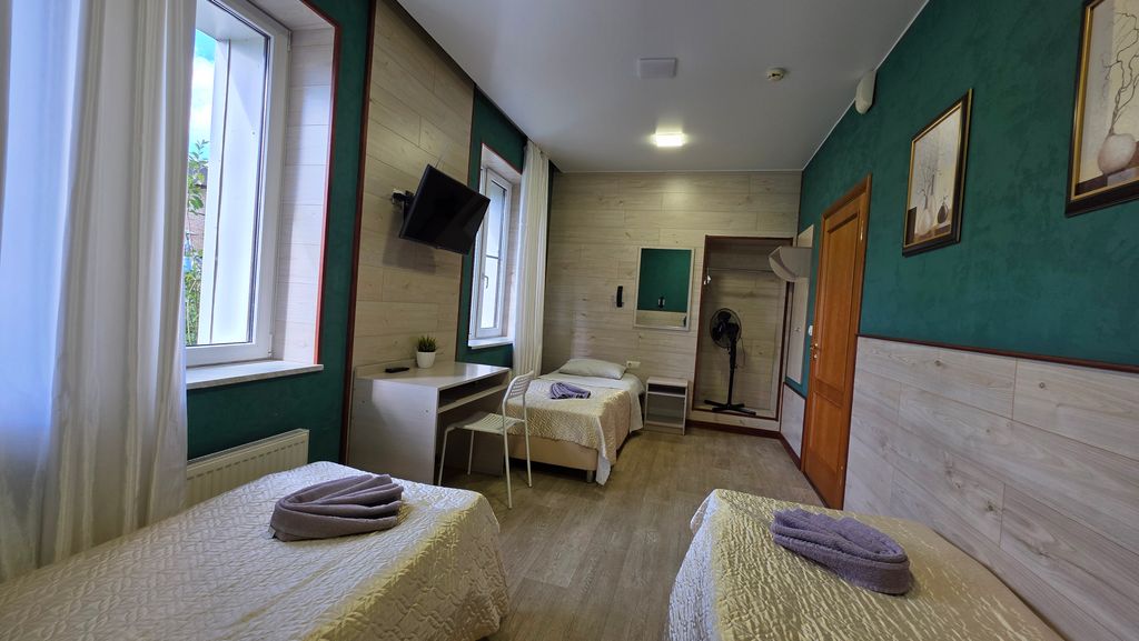 Трёхместный номер эконом