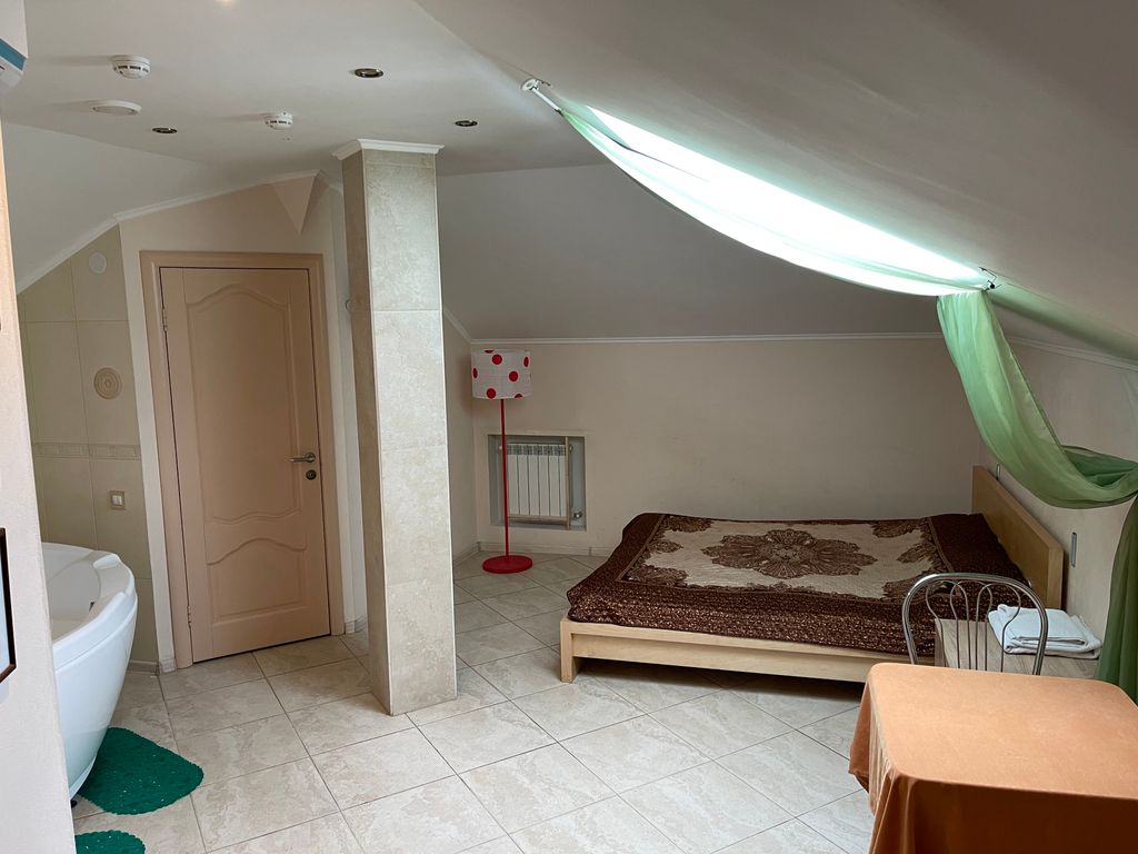 Двухместный номер с 1 кроватью Улучшенный с ванной