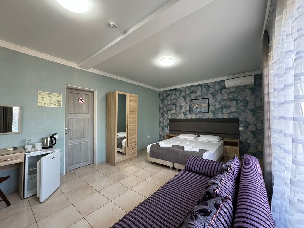 Четырёхместный номер стандарт