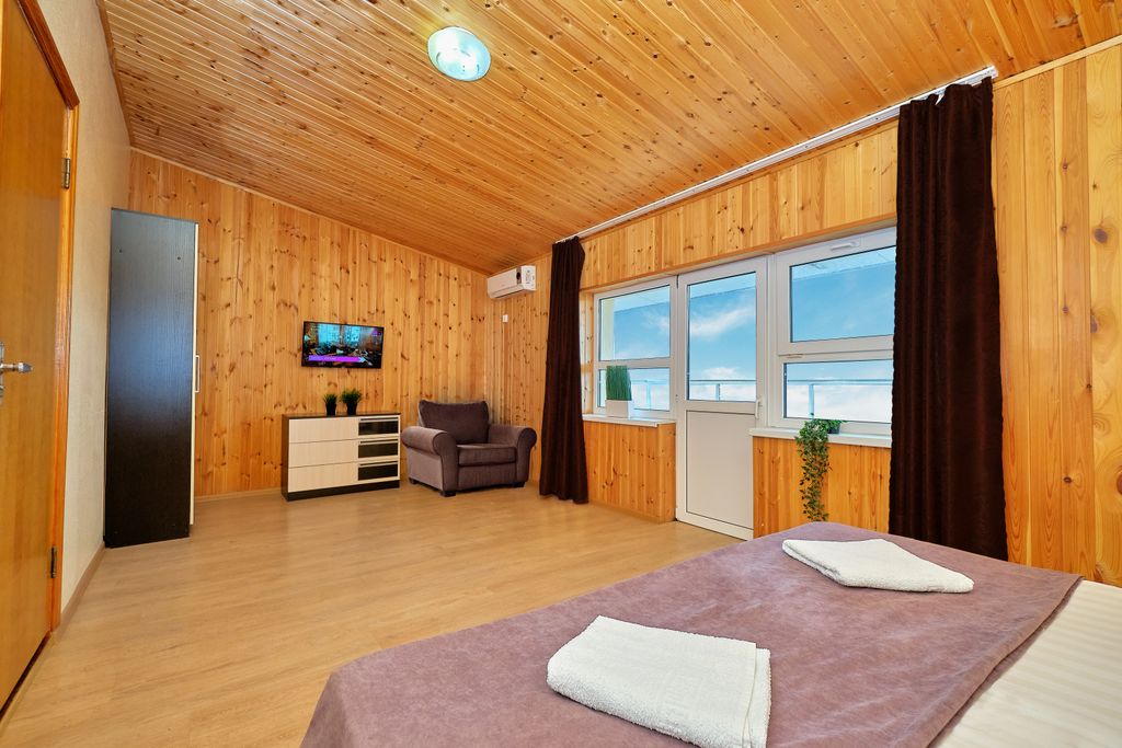 Семейный номер мансарда