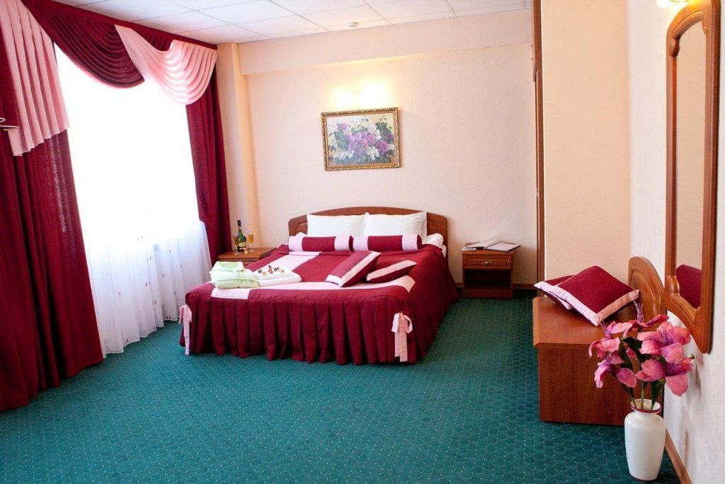 Двухместный номер с 1 кроватью Люкс двухкомнатный