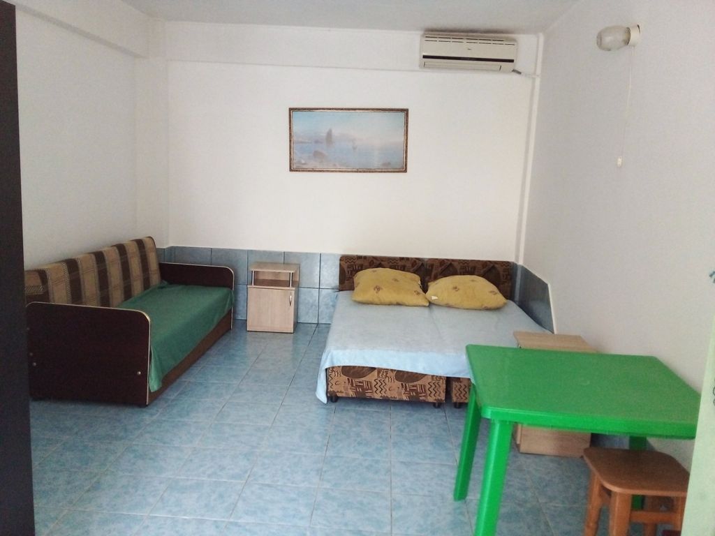 Четырёхместный номер улучшенный с видом на море