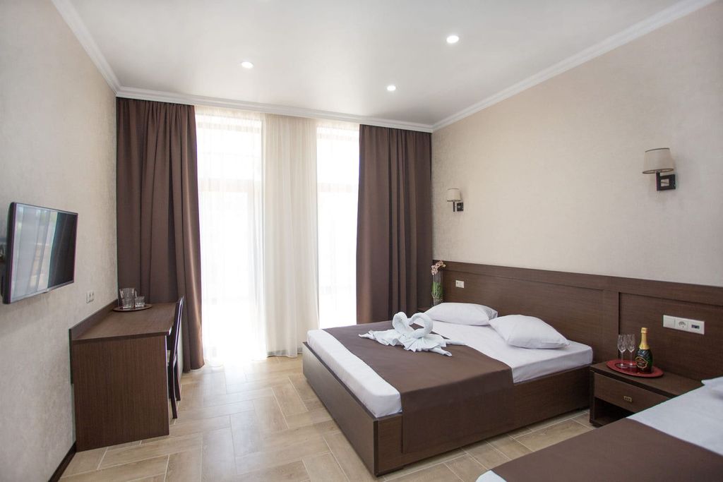 Трёхместный номер стандарт