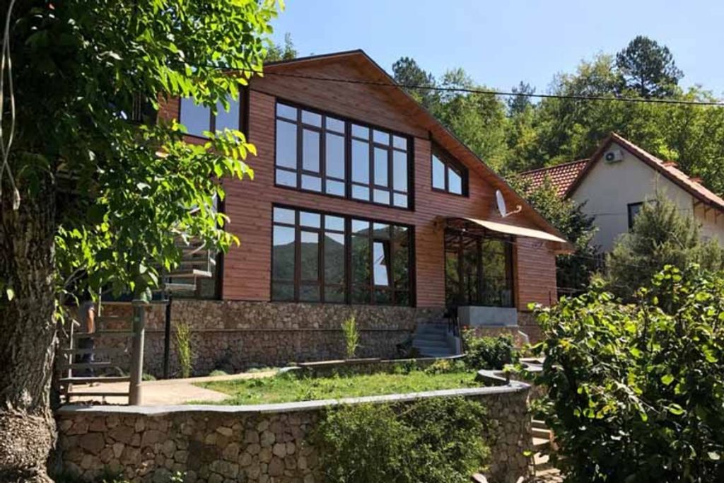 Дом коттедж