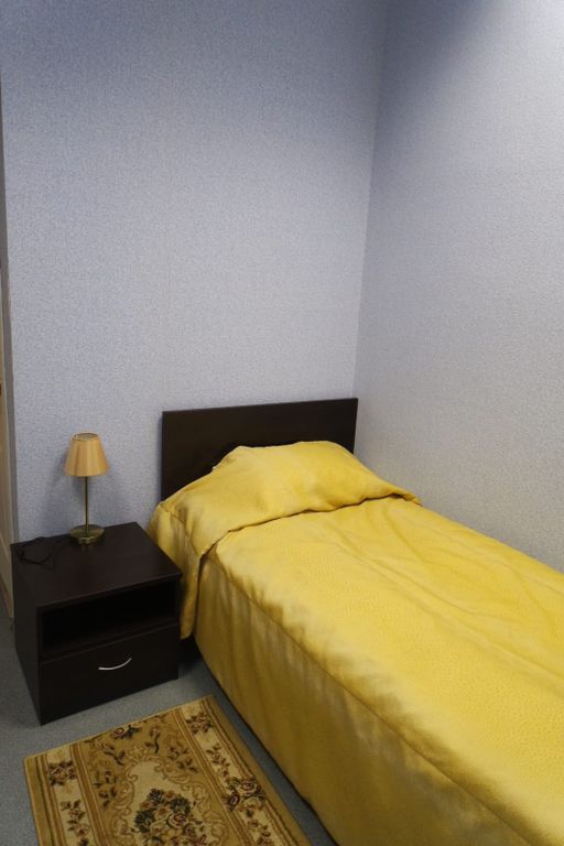 Одноместный номер эконом с душем на этаже