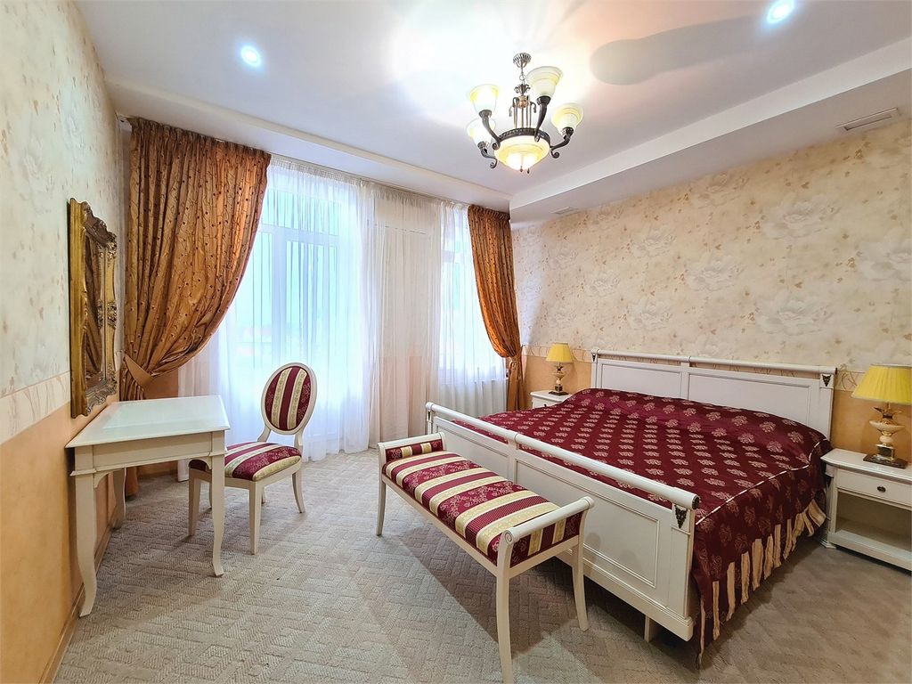 Двухместный номер с 1 кроватью люкс