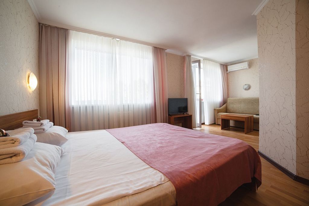 Двухместный номер с 1 кроватью улучшенный Корпус Антей