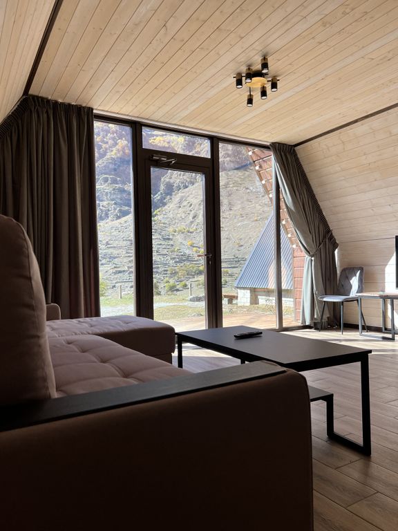 Отдельный дом на 6 гостей с видом на горы