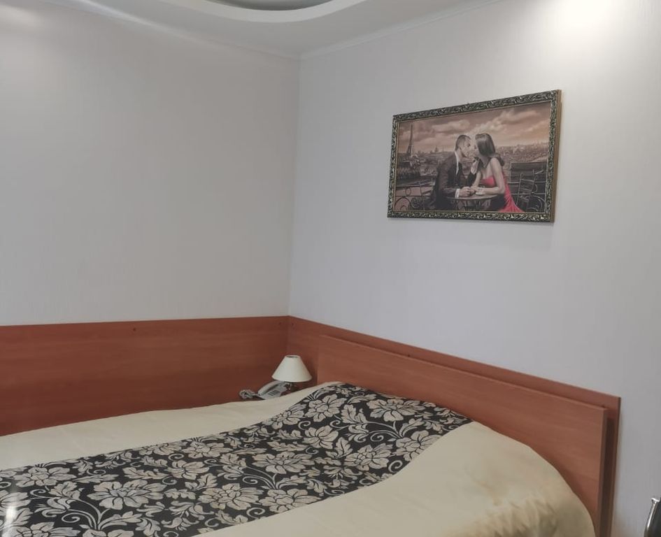 Двухместный номер с 1 кроватью Полулюкс 6