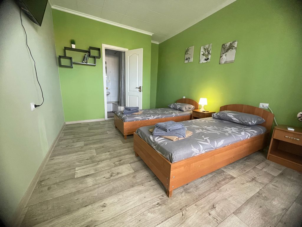 Двухместный номер с 2 отдельными кроватями стандарт