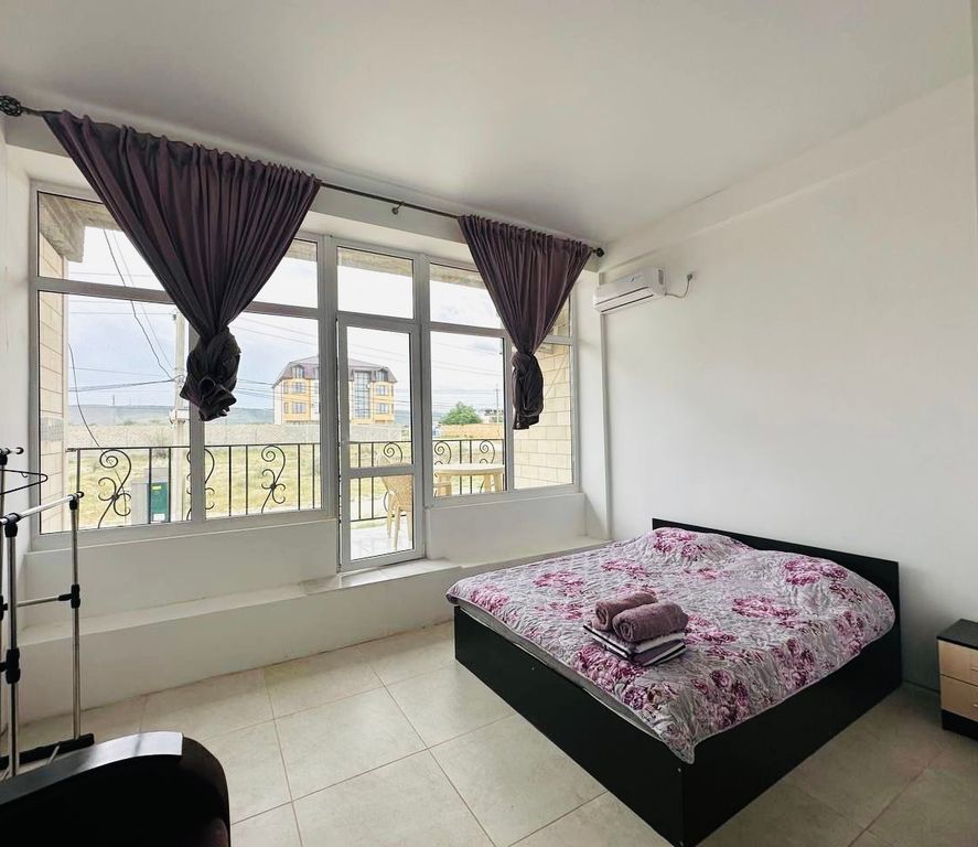 Четырёхместный номер стандарт с видом на горы