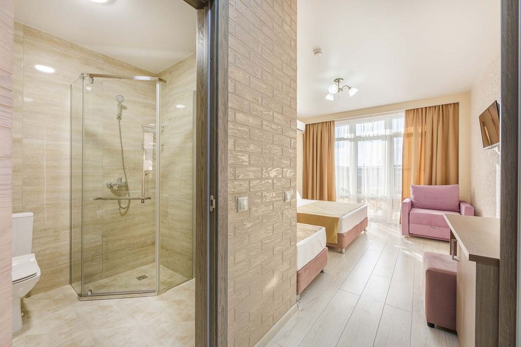 Трёхместный номер делюкс на 1 этаже без балкона