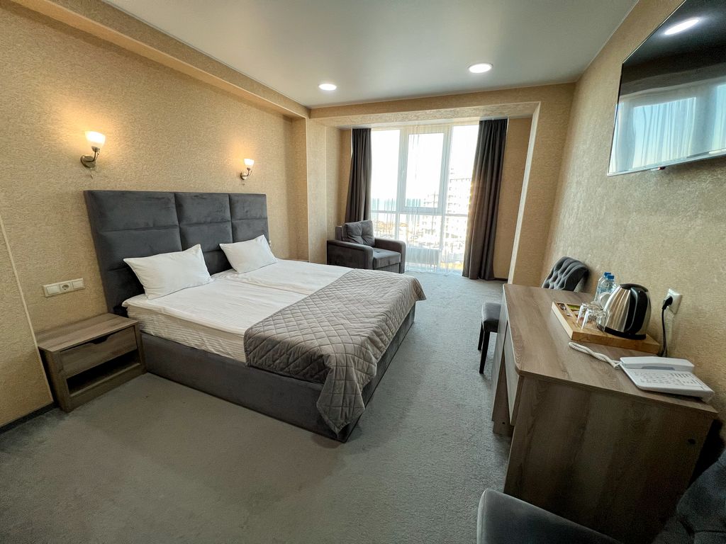 Двухместный номер с 1 кроватью улучшенный с видом на море