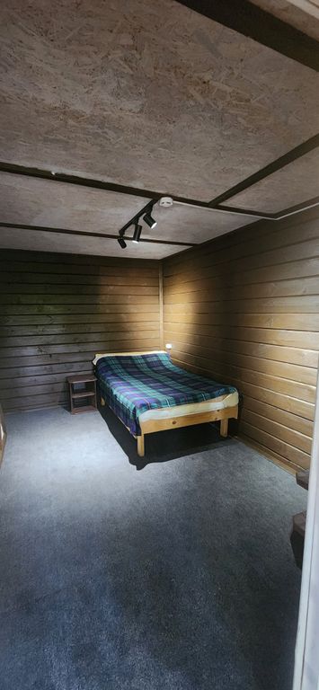 Четырёхместный номер полублагоустроенный-1