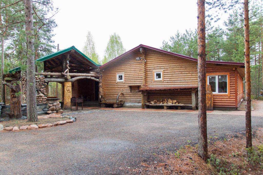 Дом Янтарный