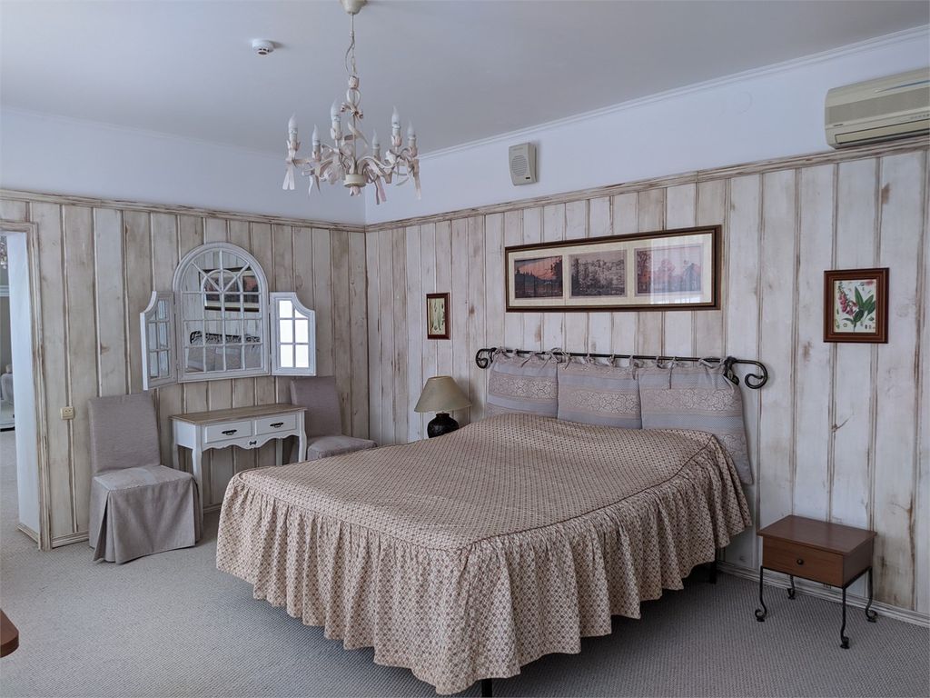 Двухместный номер с 1 кроватью гранд люкс