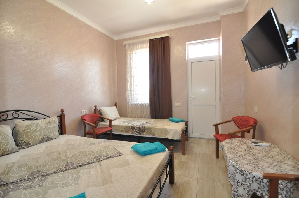 Трёхместный номер люкс