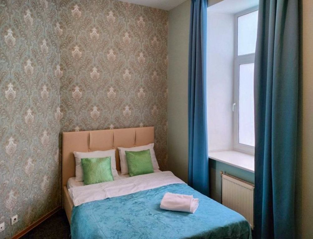 Двухместный номер с 1 кроватью стандарт с общей ванной комнатой