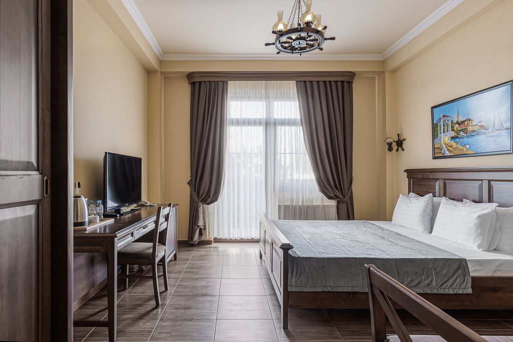 Двухместный номер с 1 кроватью стандарт 2+2