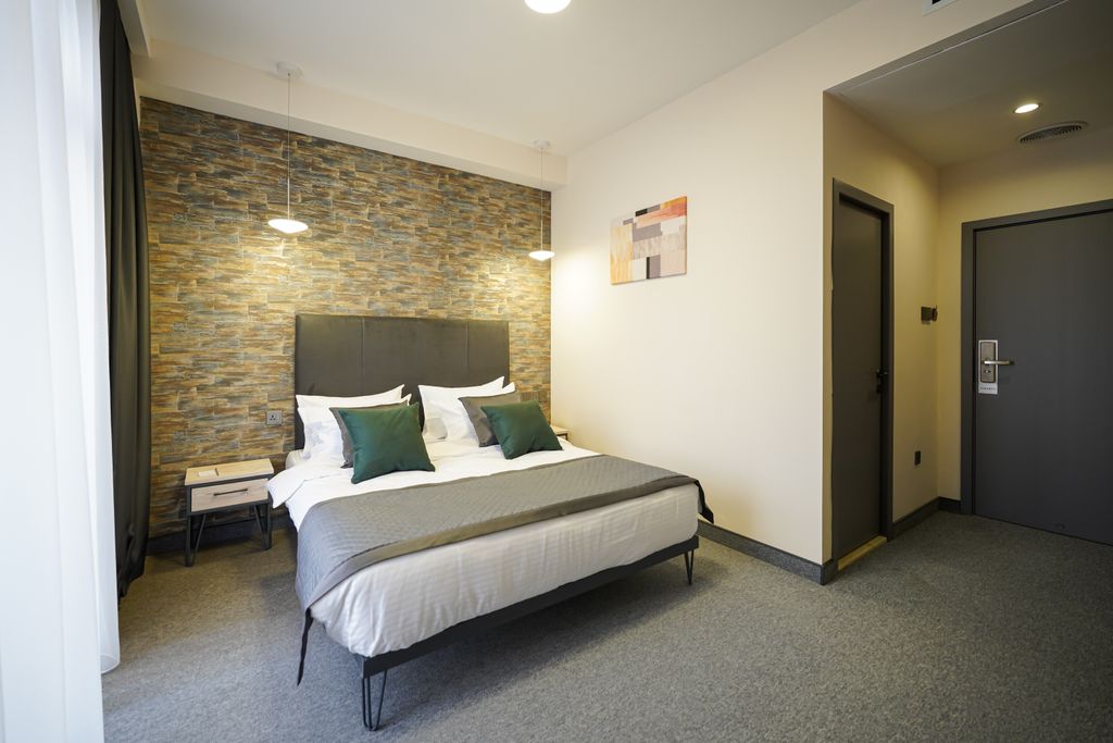 Двухместный номер с 1 кроватью Classic DBL