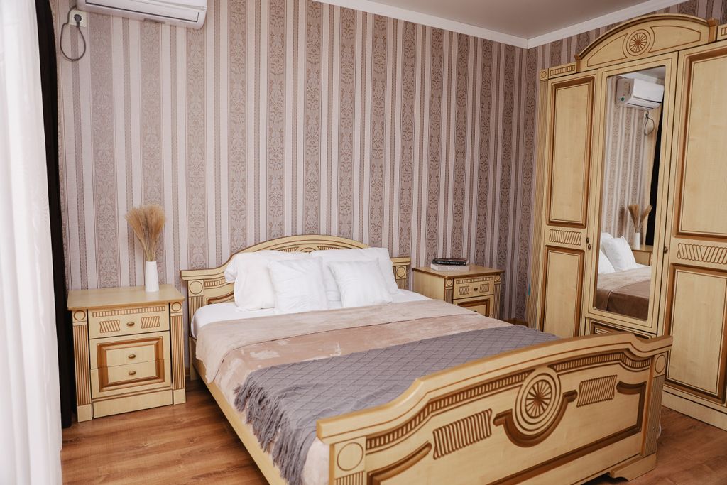 Апартаменты стандарт с кухней и балконом