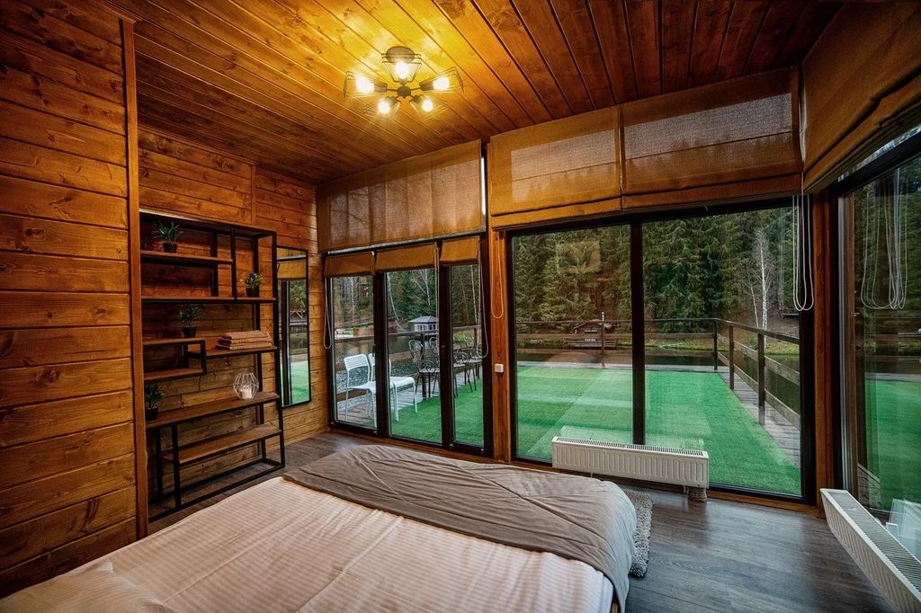 Дом на воде на 3 персоны