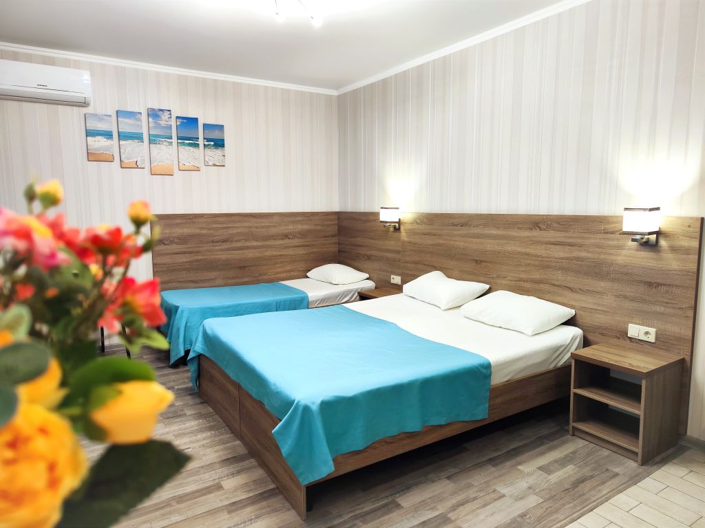 Семейный номер трехместный или четырехместный