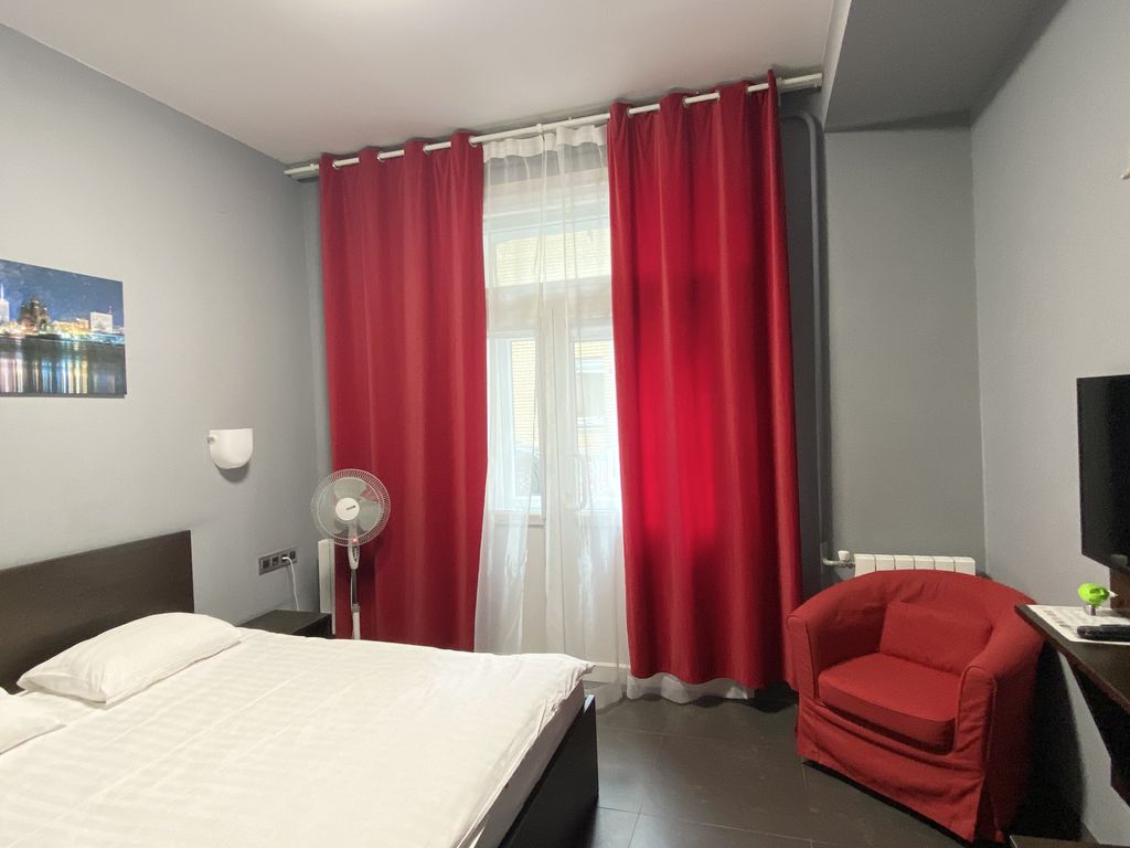 Двухместный номер с 1 кроватью Стандарт 102