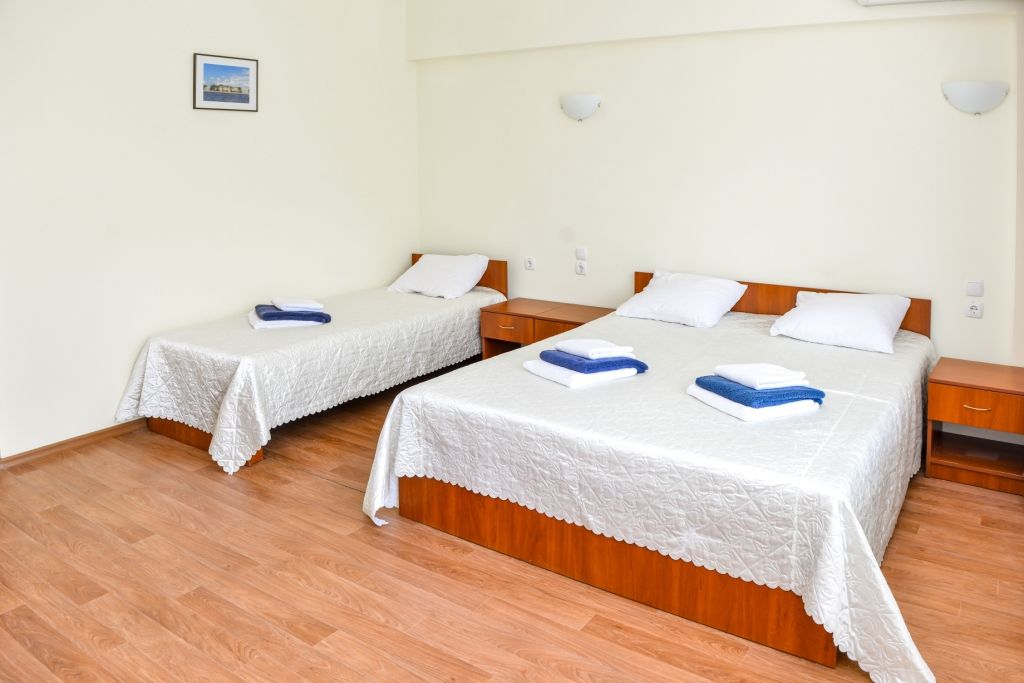 Трёхместный номер комфорт семейный