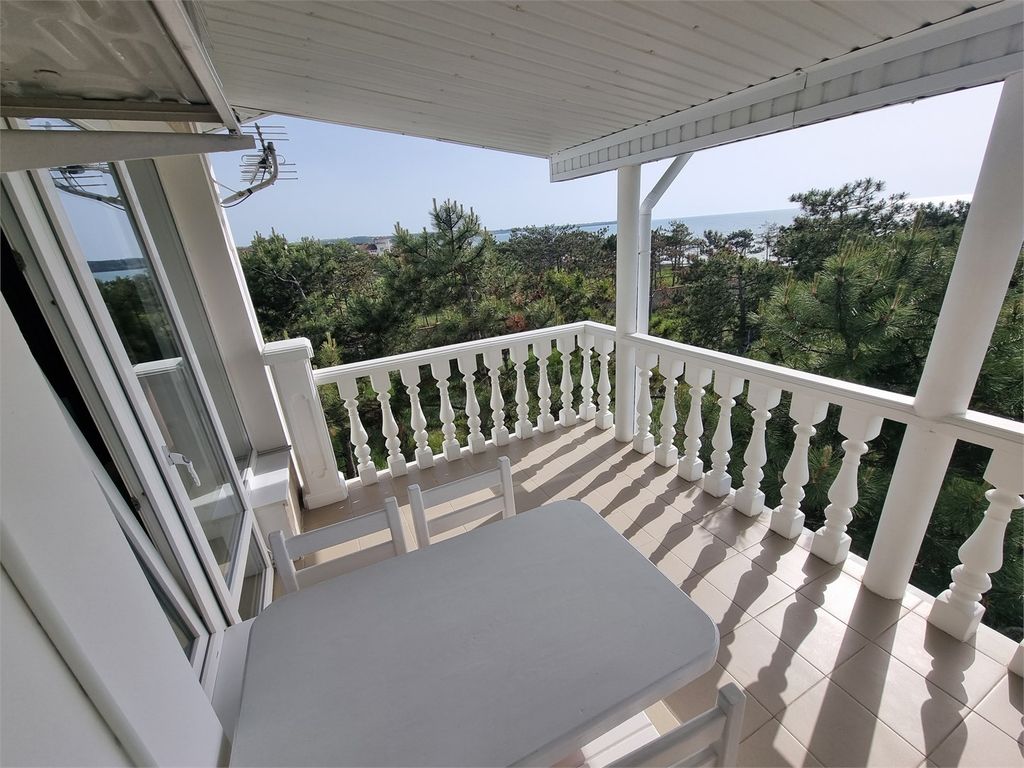 Апартаменты с террасой и видом на море