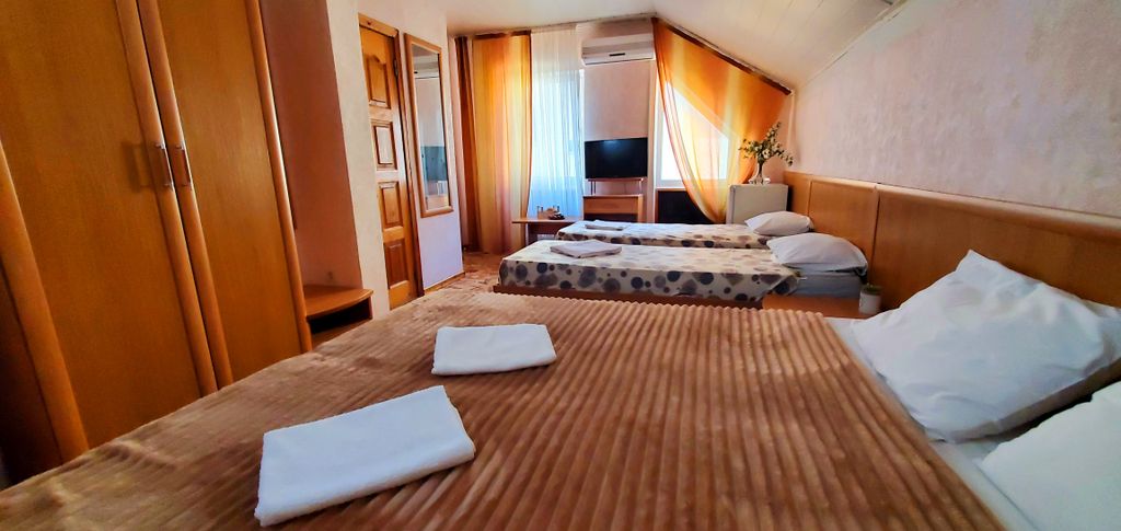 Четырёхместный номер стандарт