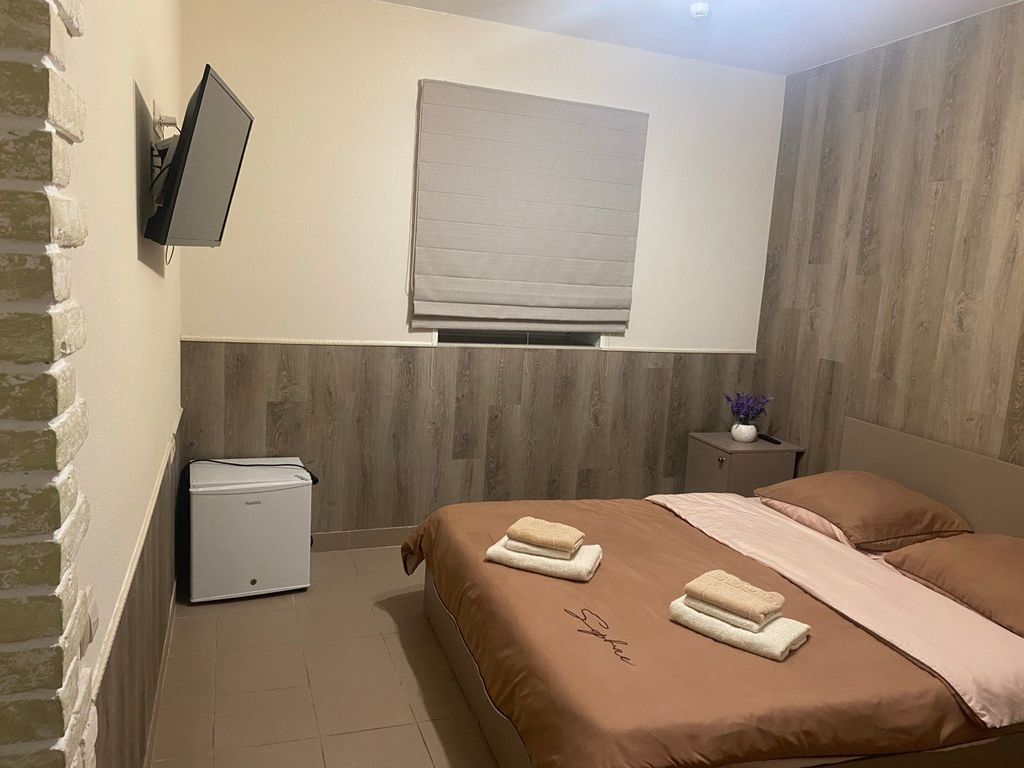 Двухместный номер с 1 кроватью №5 Змейка