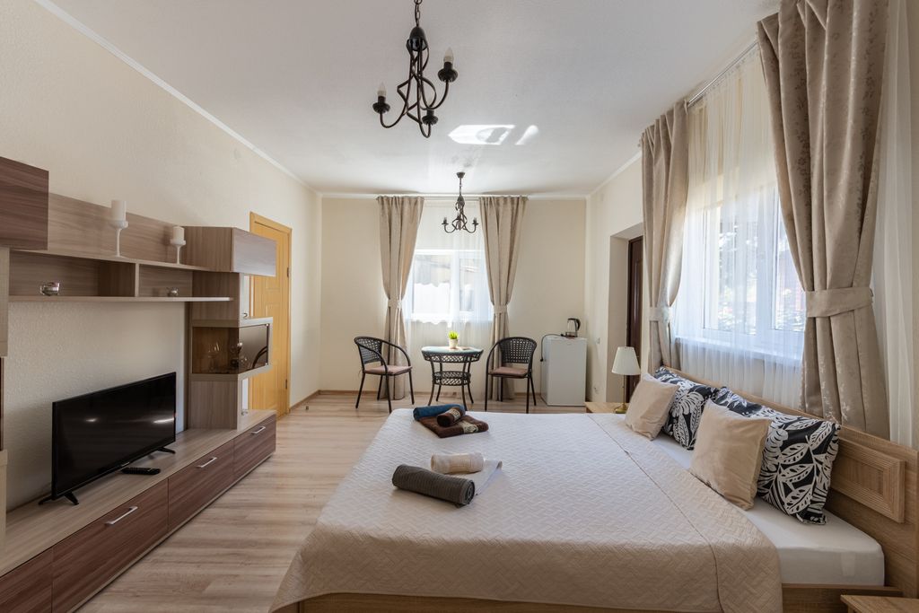 Трёхместный номер улучшенный