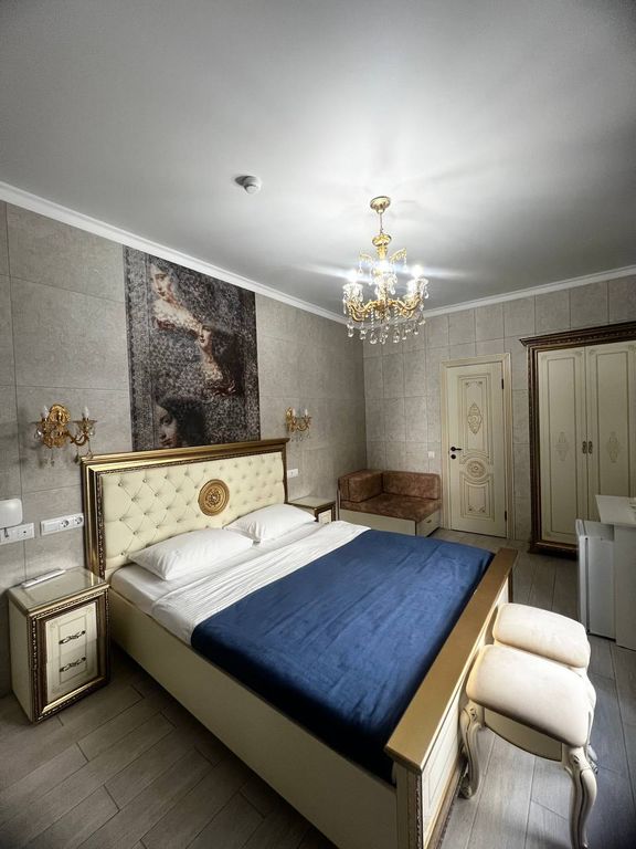 Двухместный с 1 кроватью стандарт с большой кроватью