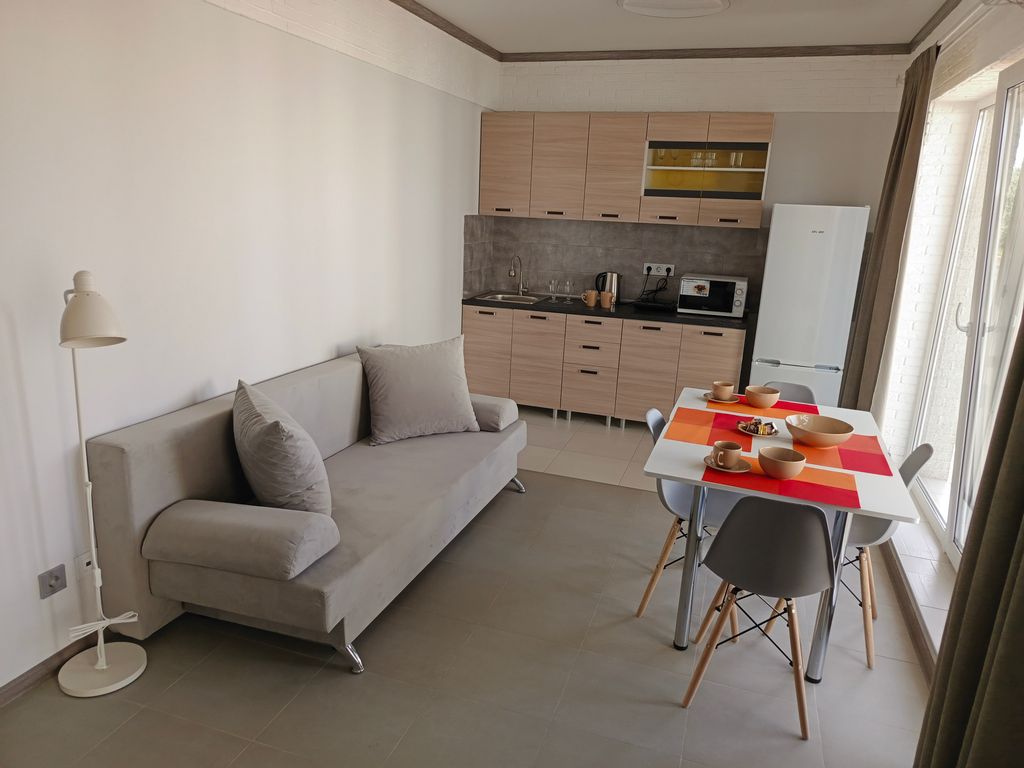 Апартаменты на первой линии у моря